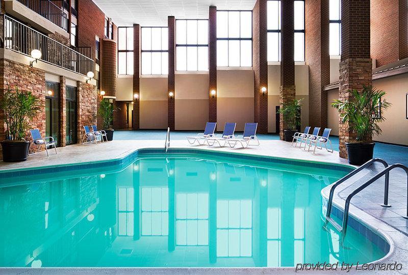 Four Points By Sheraton Richmond Airport Sandston Extérieur photo