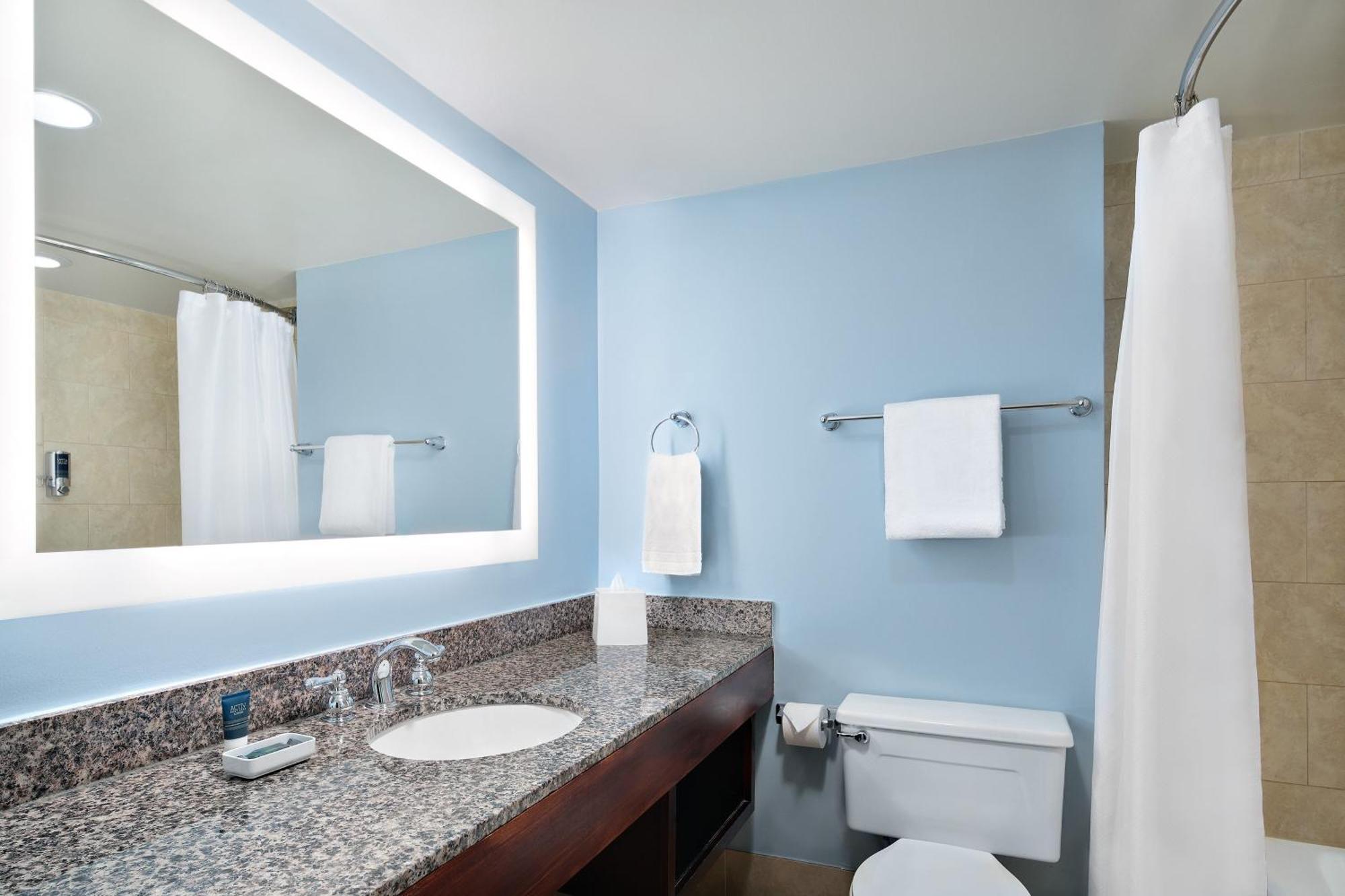 Four Points By Sheraton Richmond Airport Sandston Extérieur photo