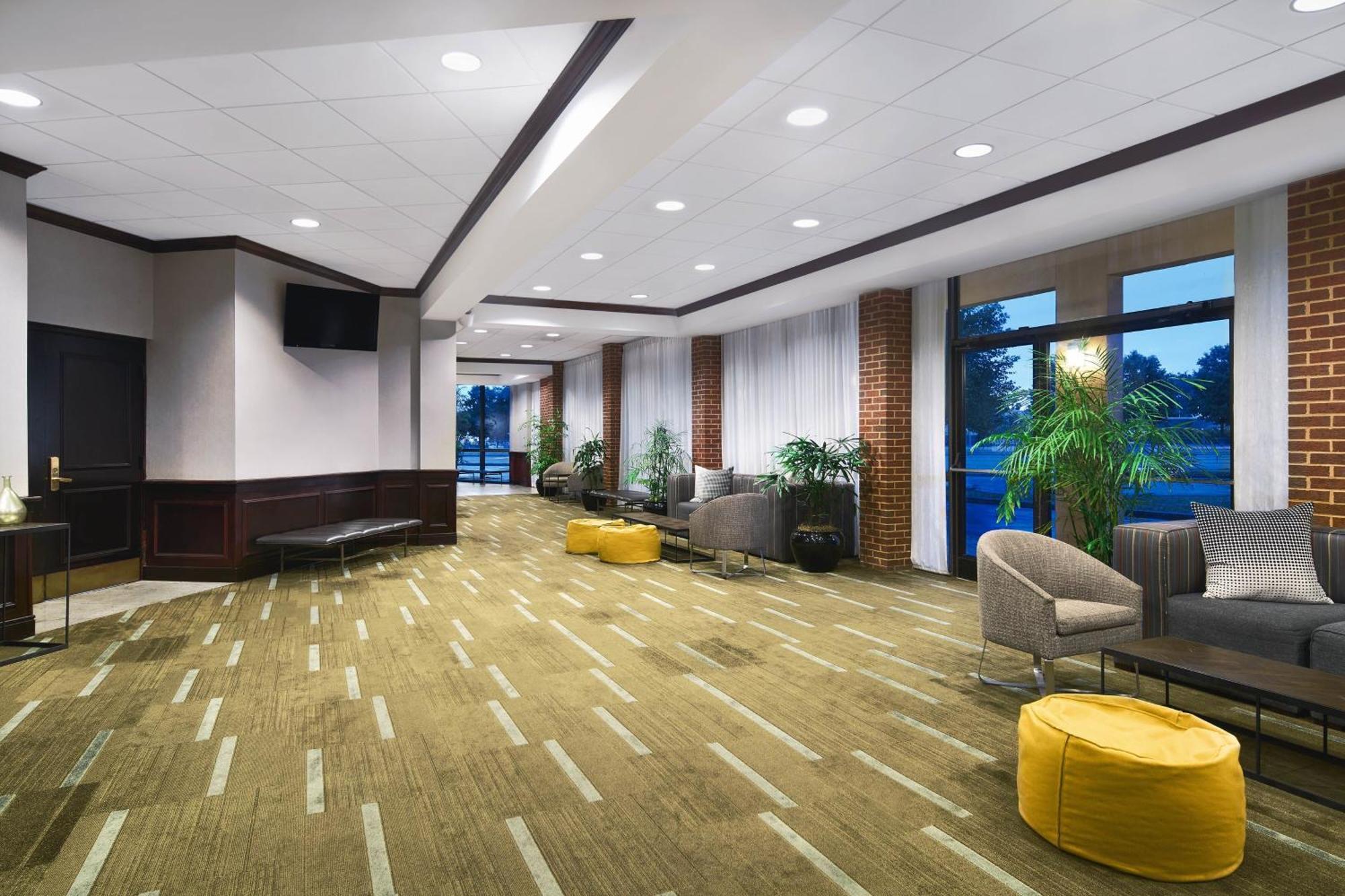 Four Points By Sheraton Richmond Airport Sandston Extérieur photo